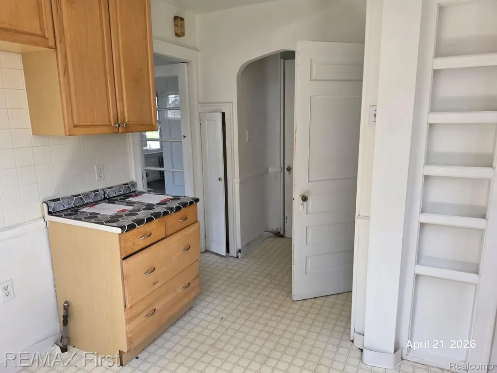 5270 Lodewyck Street Detroit City MI 48224