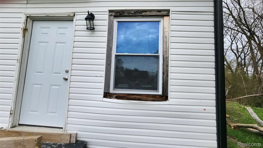 11741 Whithorn Street Detroit City MI 48205