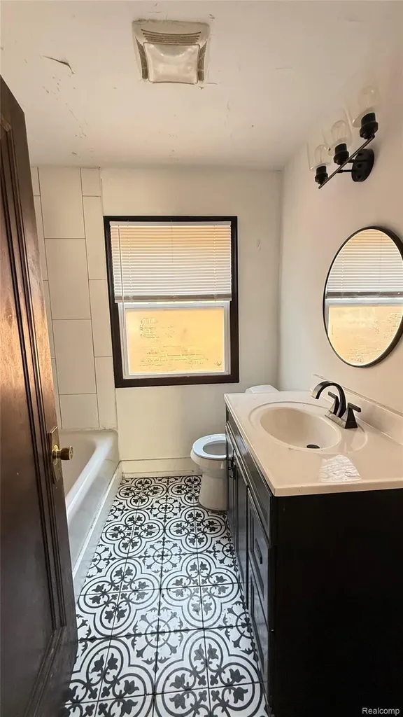 3211 Leslie Street Detroit City MI 48238