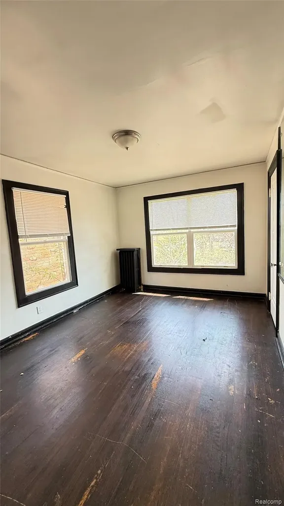 3211 Leslie Street Detroit City MI 48238