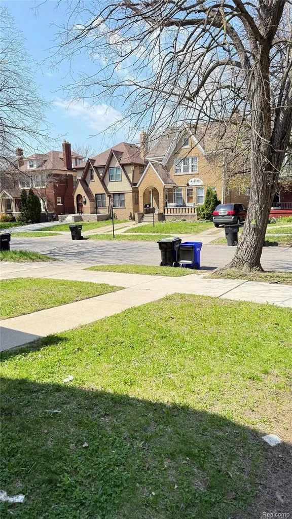 3211 Leslie Street Detroit City MI 48238