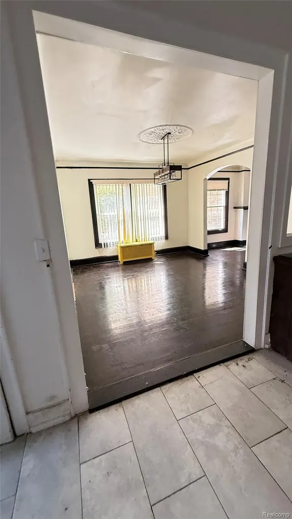 3211 Leslie Street Detroit City MI 48238
