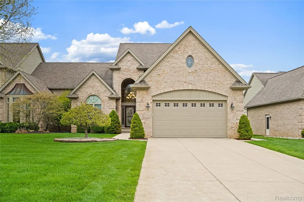 945 Saint James Park Avenue Monroe Charter Township MI 48161