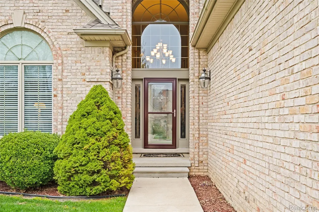 945 Saint James Park Avenue Monroe Charter Township MI 48161
