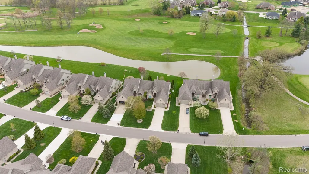 945 Saint James Park Avenue Monroe Charter Township MI 48161