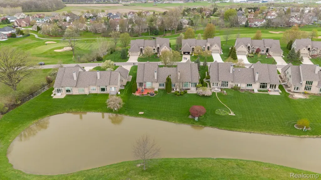 945 Saint James Park Avenue Monroe Charter Township MI 48161