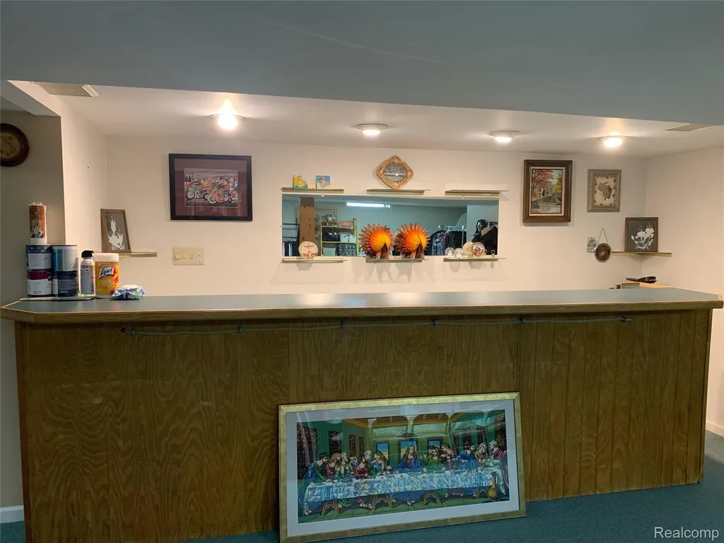 46721 Peach Grove Macomb Township MI 48044