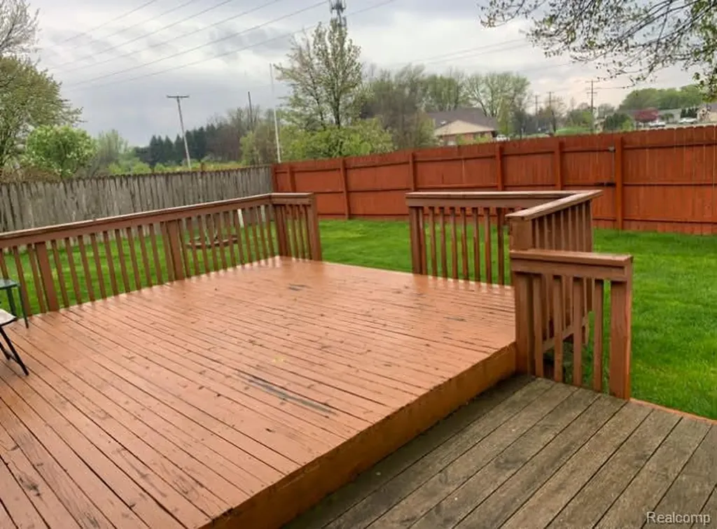 46721 Peach Grove Macomb Township MI 48044