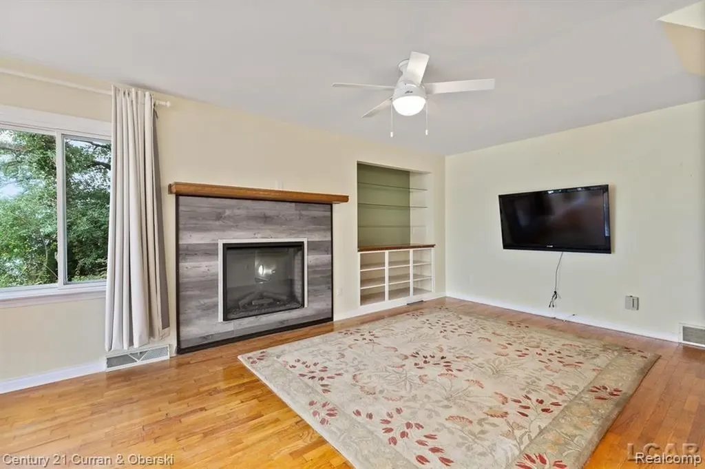 117 Studer Drive Leoni Township MI 49240