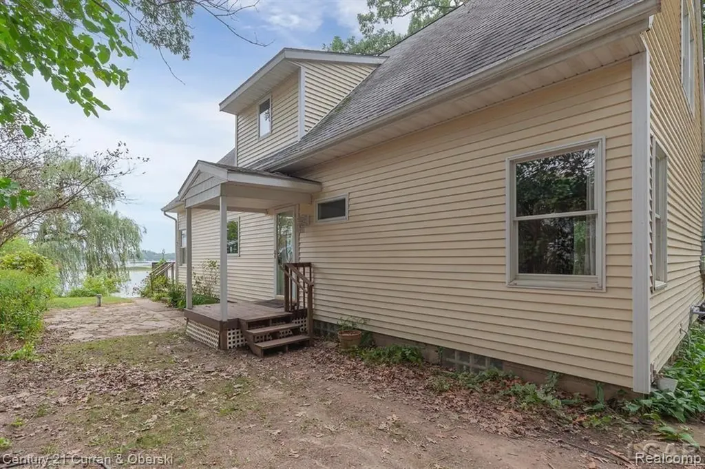 117 Studer Drive Leoni Township MI 49240