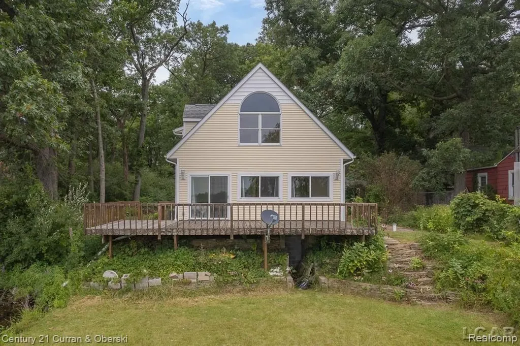 117 Studer Drive Leoni Township MI 49240