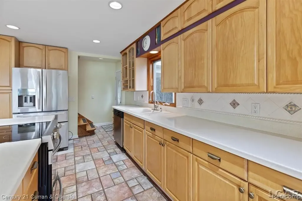 117 Studer Drive Leoni Township MI 49240