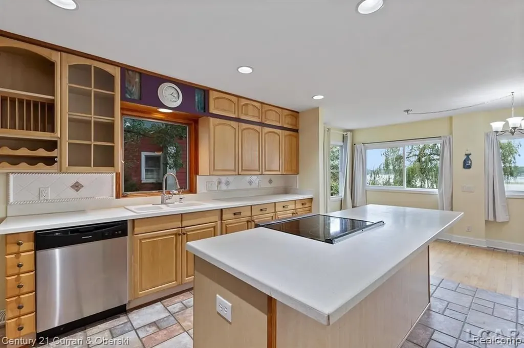 117 Studer Drive Leoni Township MI 49240