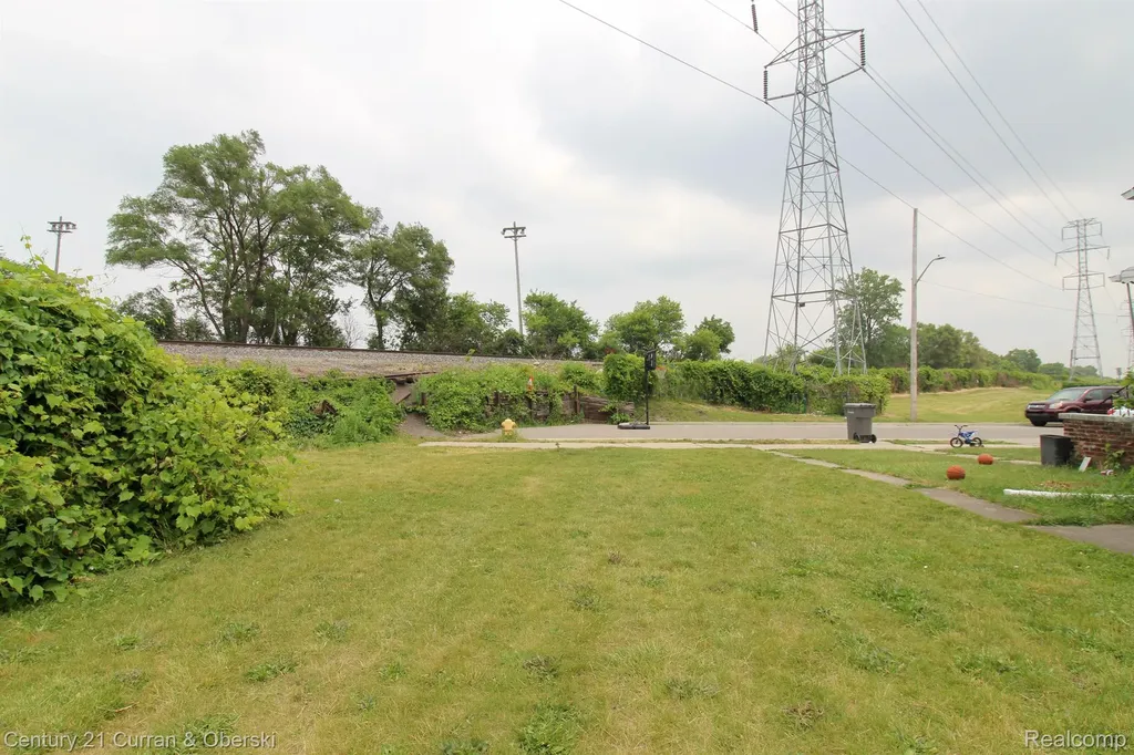 5861 Bingham Street Dearborn City MI 48126