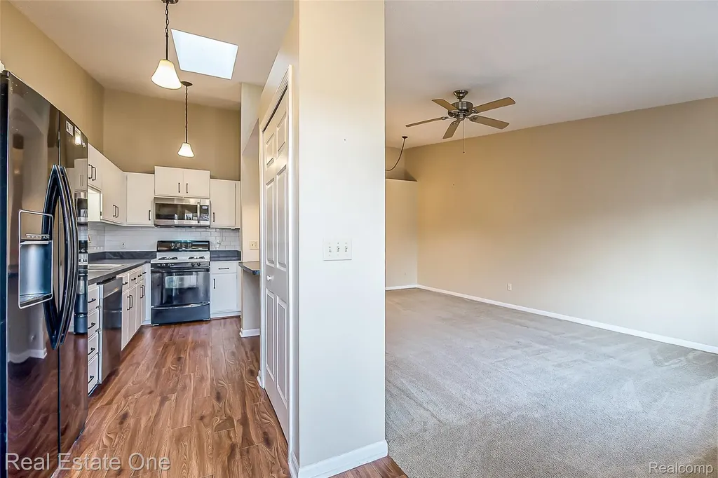61960 Arlington South Lyon City MI 48178
