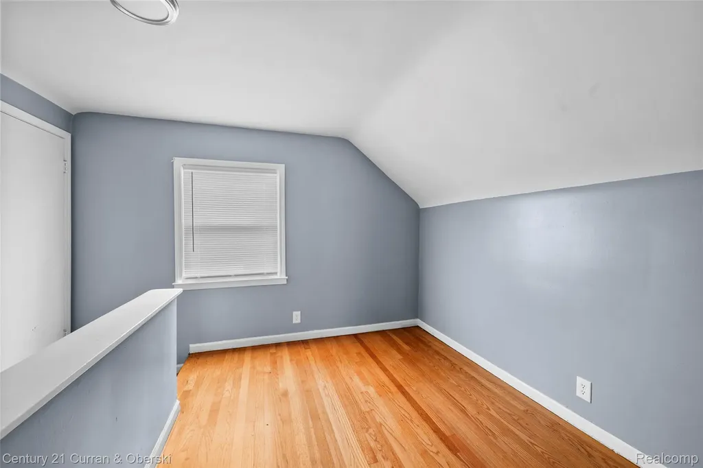 2324 Minnie Street Lincoln Park City MI 48146