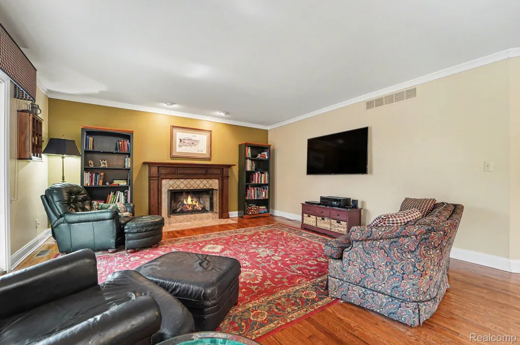 23939 Stony Creek Drive Farmington Hills City MI 48336