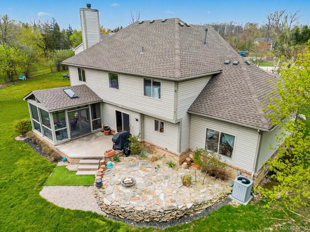 23939 Stony Creek Drive Farmington Hills City MI 48336