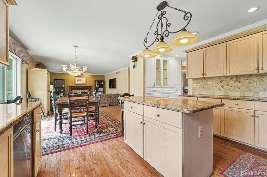 23939 Stony Creek Drive Farmington Hills City MI 48336