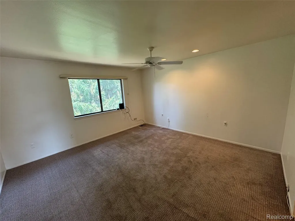 5216 Brett Court West Bloomfield Charter Township MI 48322