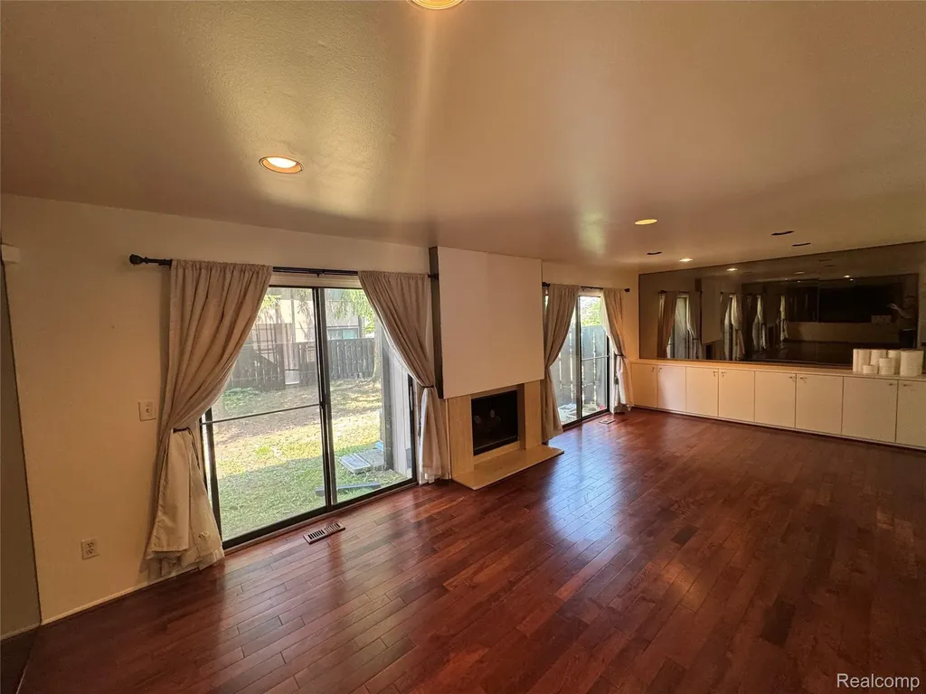 5216 Brett Court West Bloomfield Charter Township MI 48322