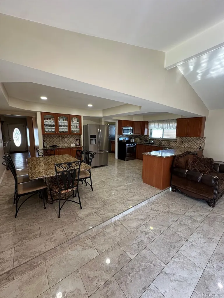 3478 Lancaster Drive Sterling Heights City MI 48310