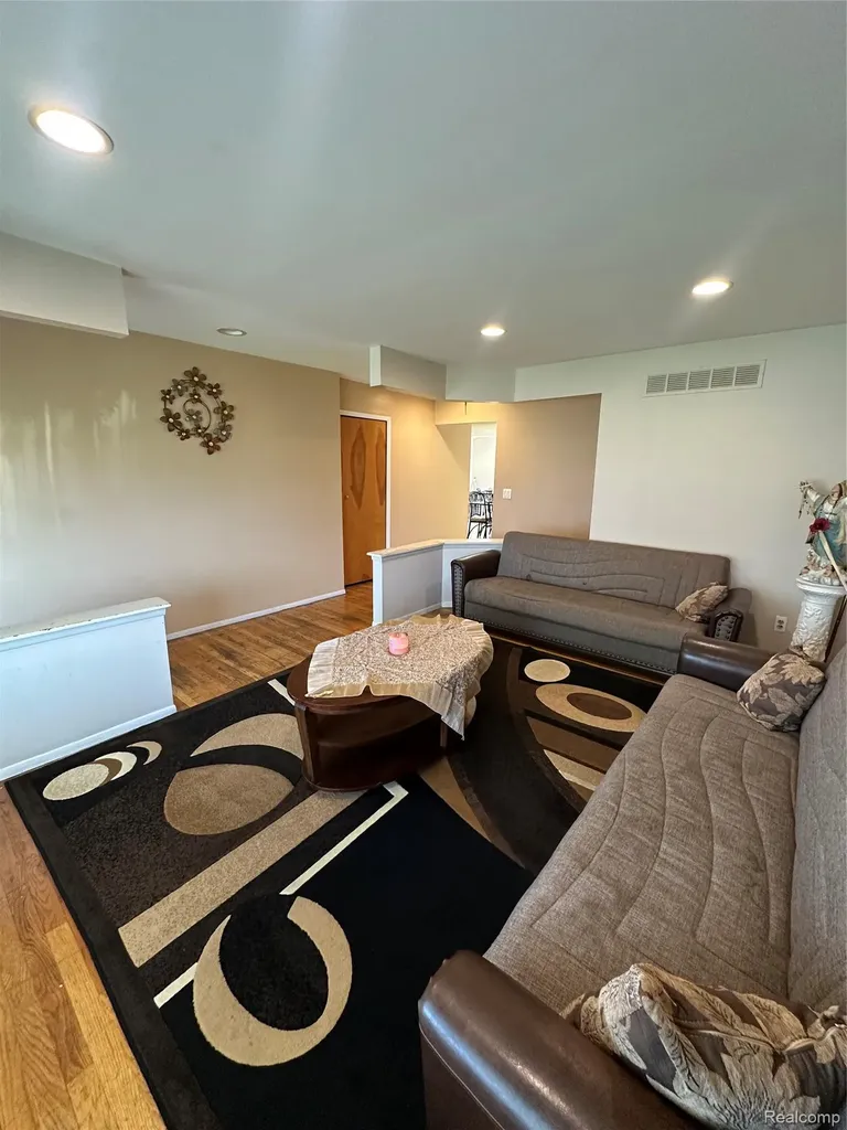 3478 Lancaster Drive Sterling Heights City MI 48310