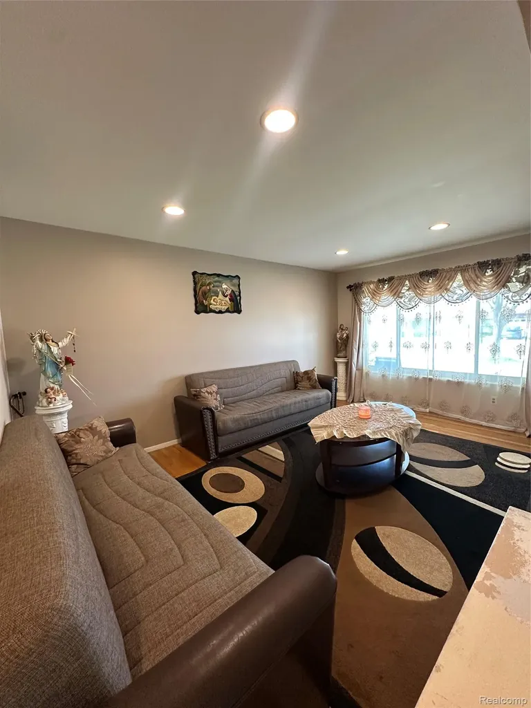 3478 Lancaster Drive Sterling Heights City MI 48310