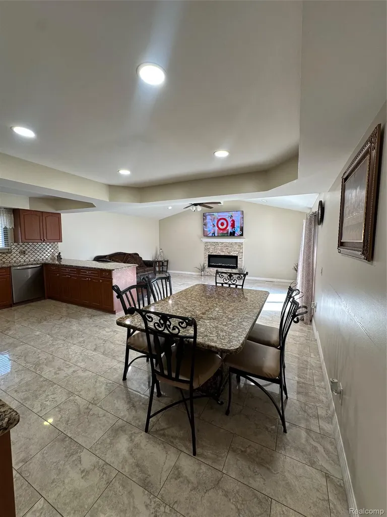 3478 Lancaster Drive Sterling Heights City MI 48310