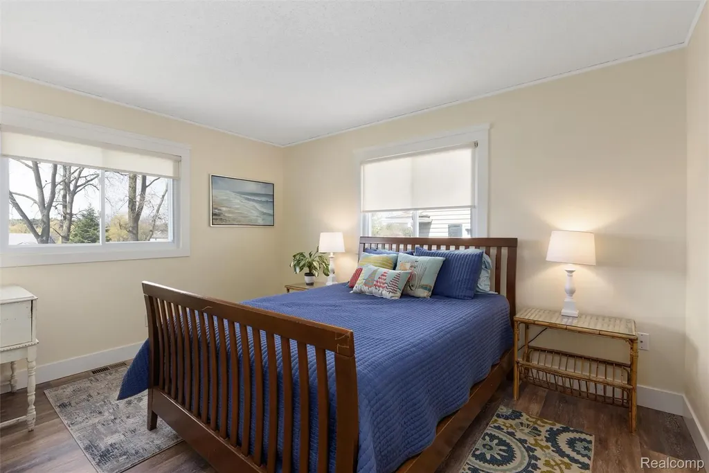 2343 Huff Place Highland Charter Township MI 48356