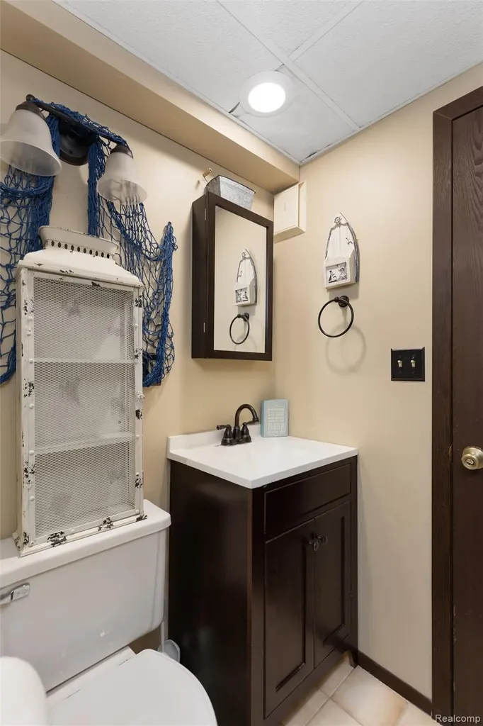 2343 Huff Place Highland Charter Township MI 48356