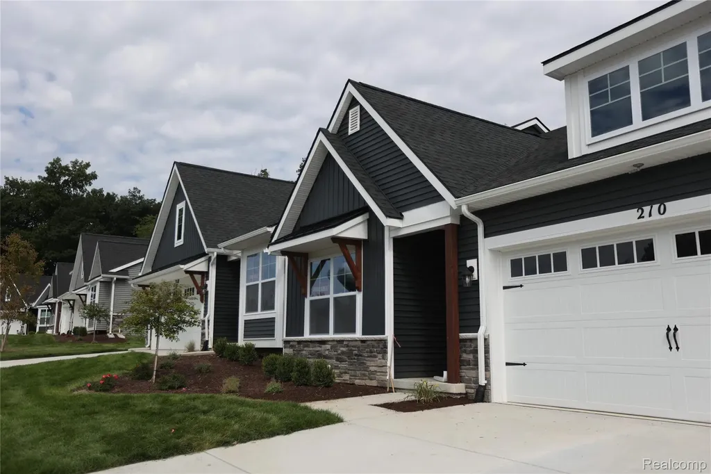 210 Canyon Creek Court Marion Township MI 48843