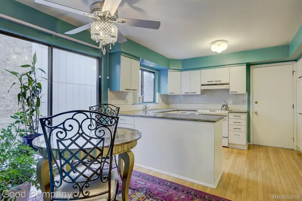 7105 Pebble Park Drive West Bloomfield Charter Township MI 48322