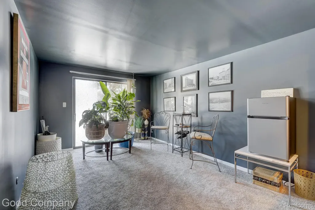 7105 Pebble Park Drive West Bloomfield Charter Township MI 48322