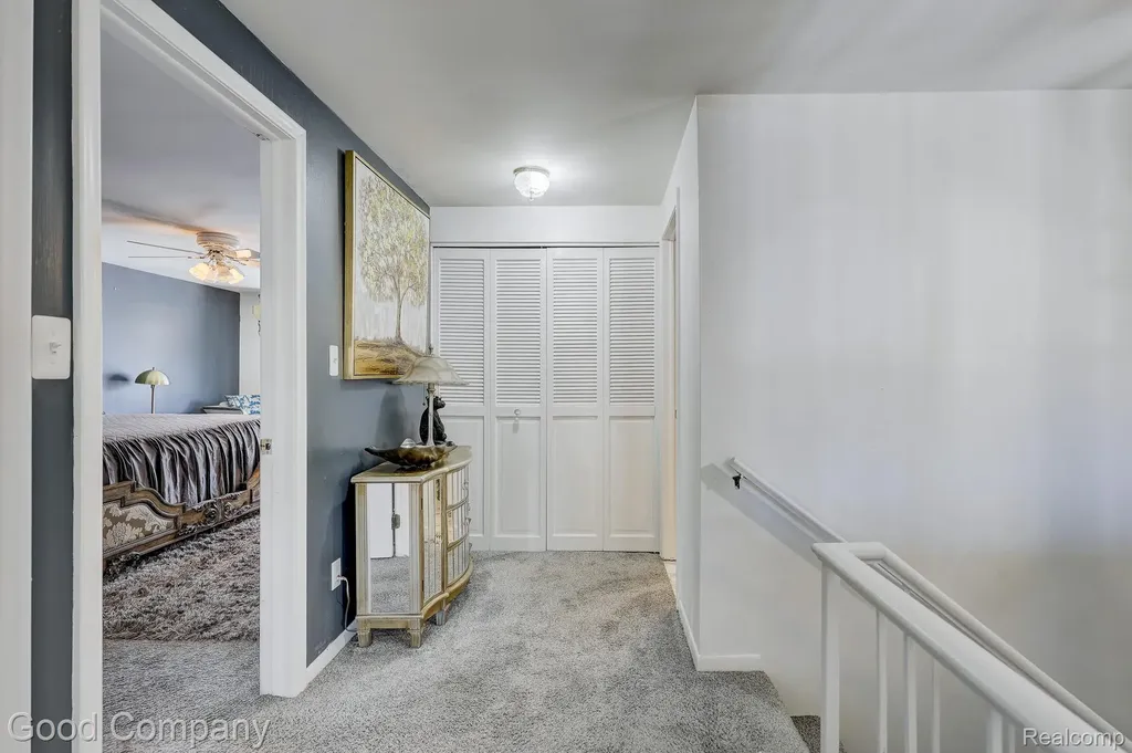 7105 Pebble Park Drive West Bloomfield Charter Township MI 48322
