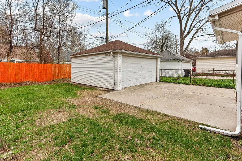 17548 Freeland Street Detroit City MI 48235