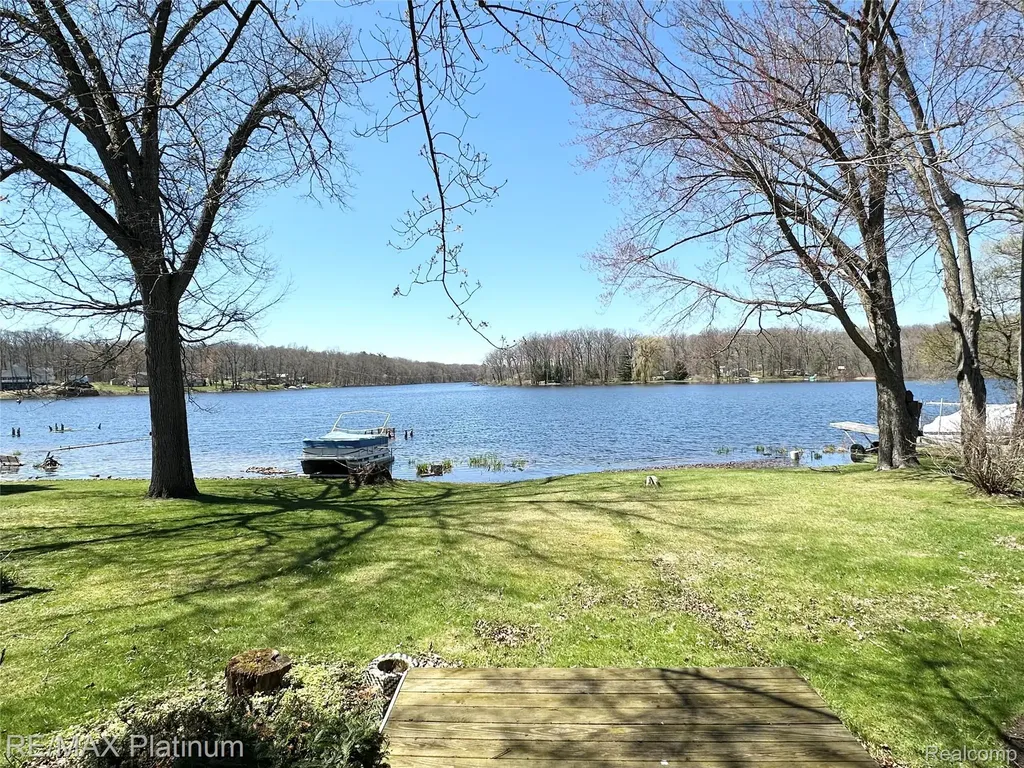 7043 Big Trail Road Rose Township MI 48442