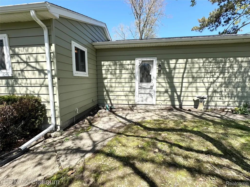 7043 Big Trail Road Rose Township MI 48442