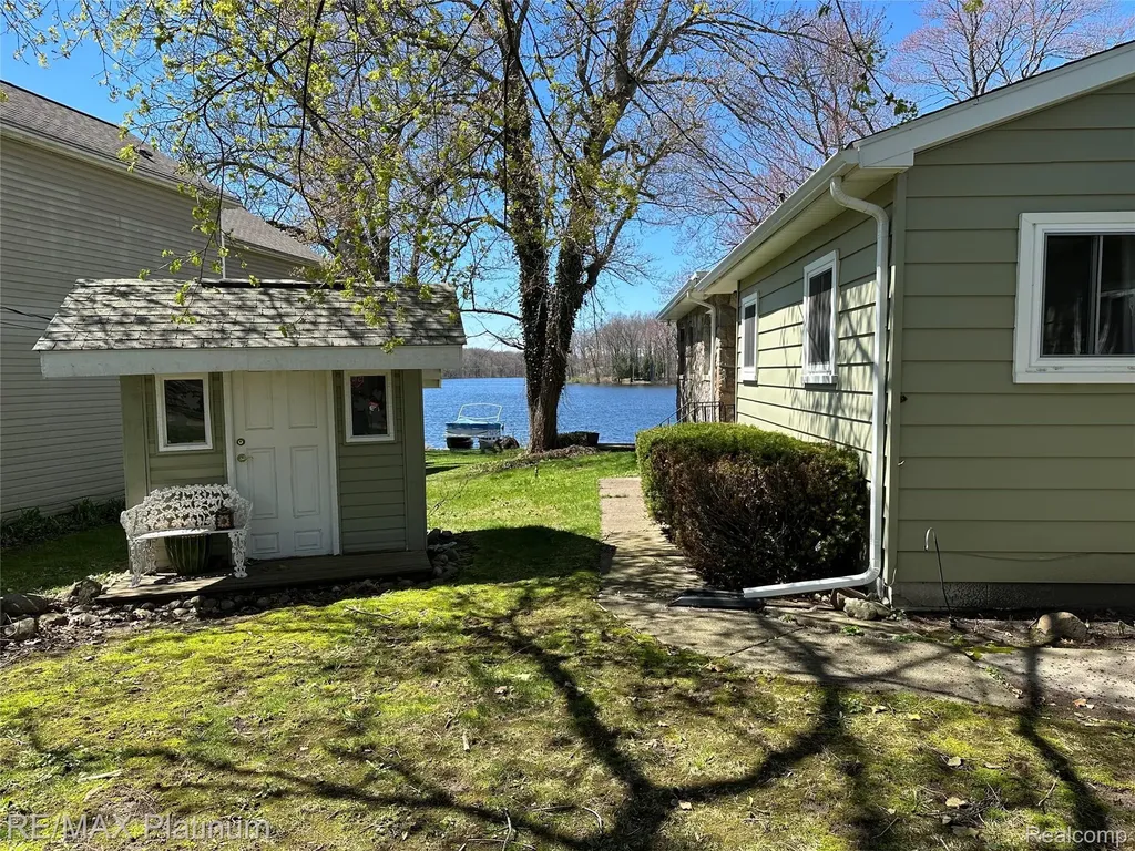 7043 Big Trail Road Rose Township MI 48442