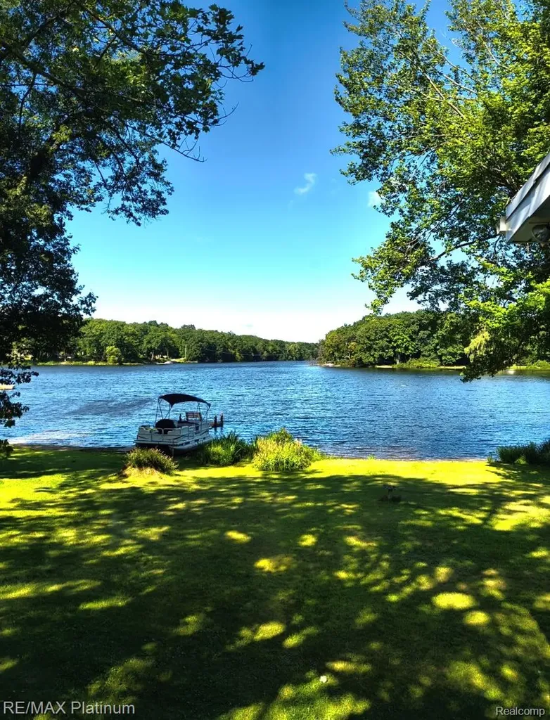 7043 Big Trail Road Rose Township MI 48442