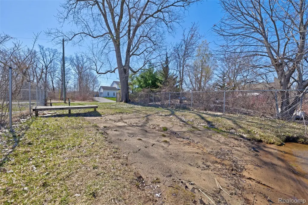 0 Steadfield Commerce Charter Township MI 48382