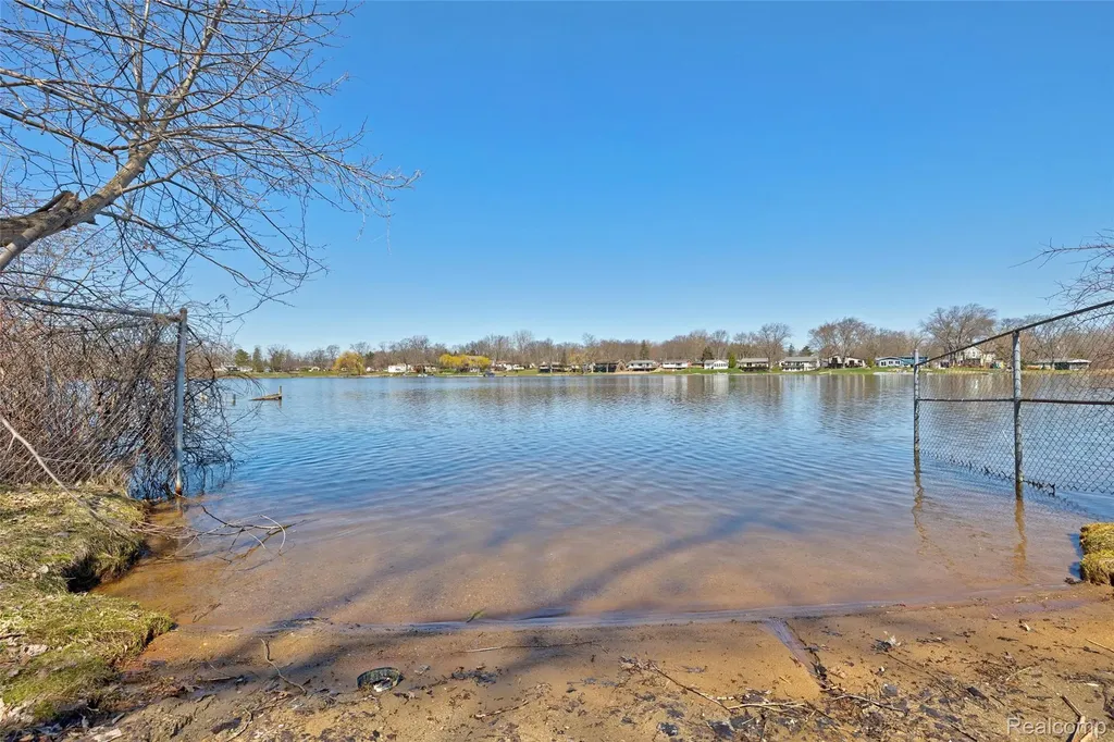 0 Steadfield Commerce Charter Township MI 48382