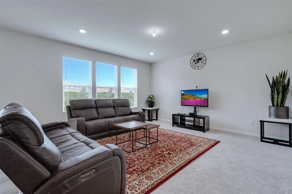 4568 Paradise Parkway Milford Charter Township MI 48381