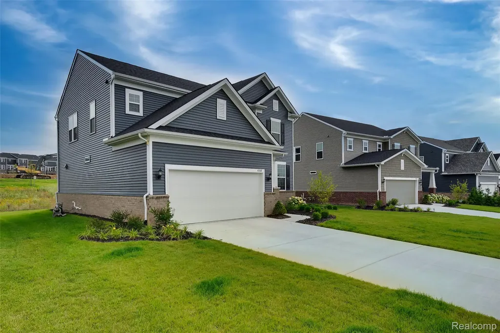 4568 Paradise Parkway Milford Charter Township MI 48381