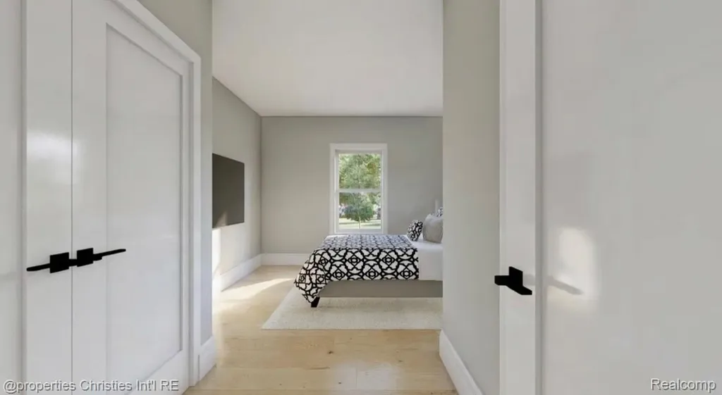 199 Peregrine Street Rochester Hills City MI 48309