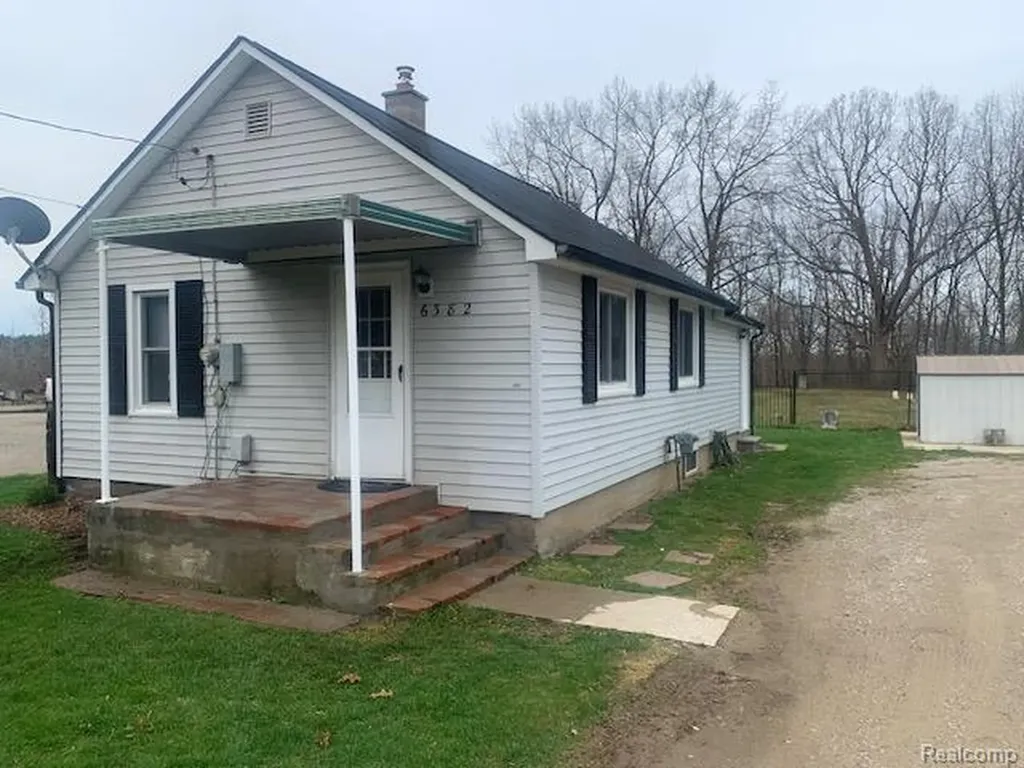 6378 Gale Road Atlas Township MI 48411