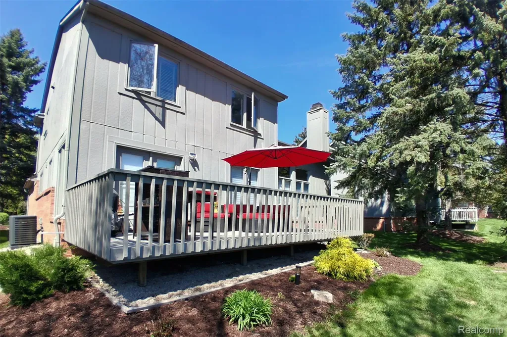 37814 Avon Lane Farmington Hills City MI 48331