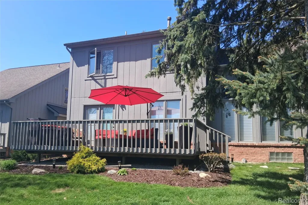 37814 Avon Lane Farmington Hills City MI 48331