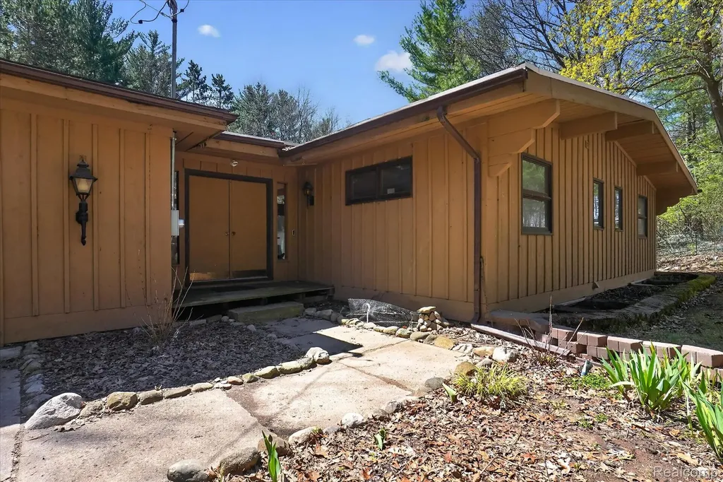 3301 Jewell Road Marion Township MI 48843