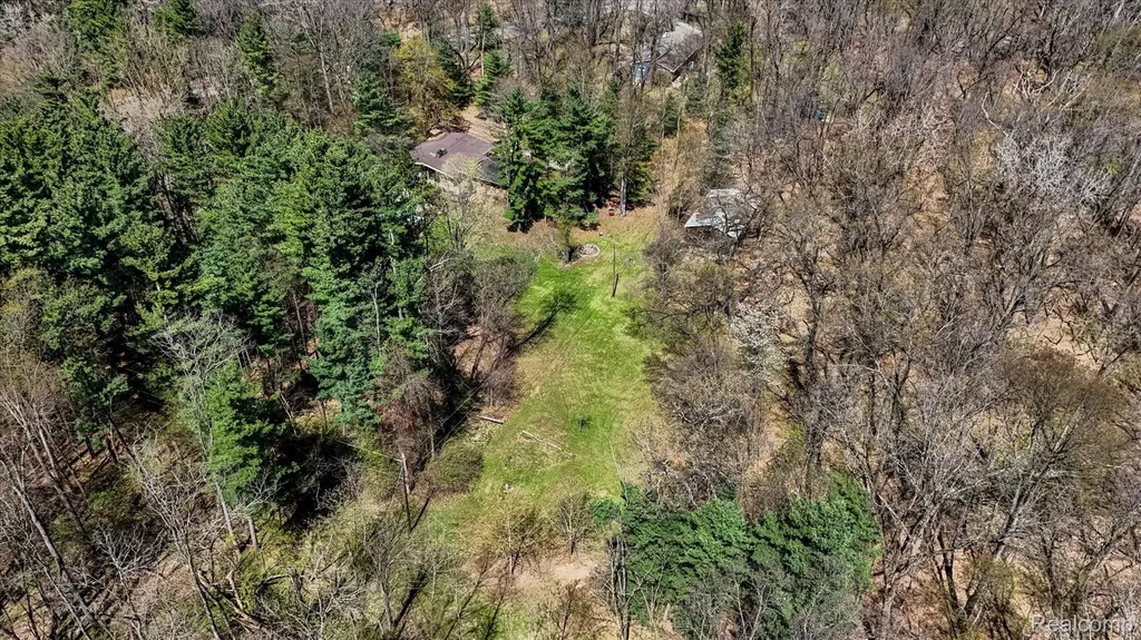 3301 Jewell Road Marion Township MI 48843